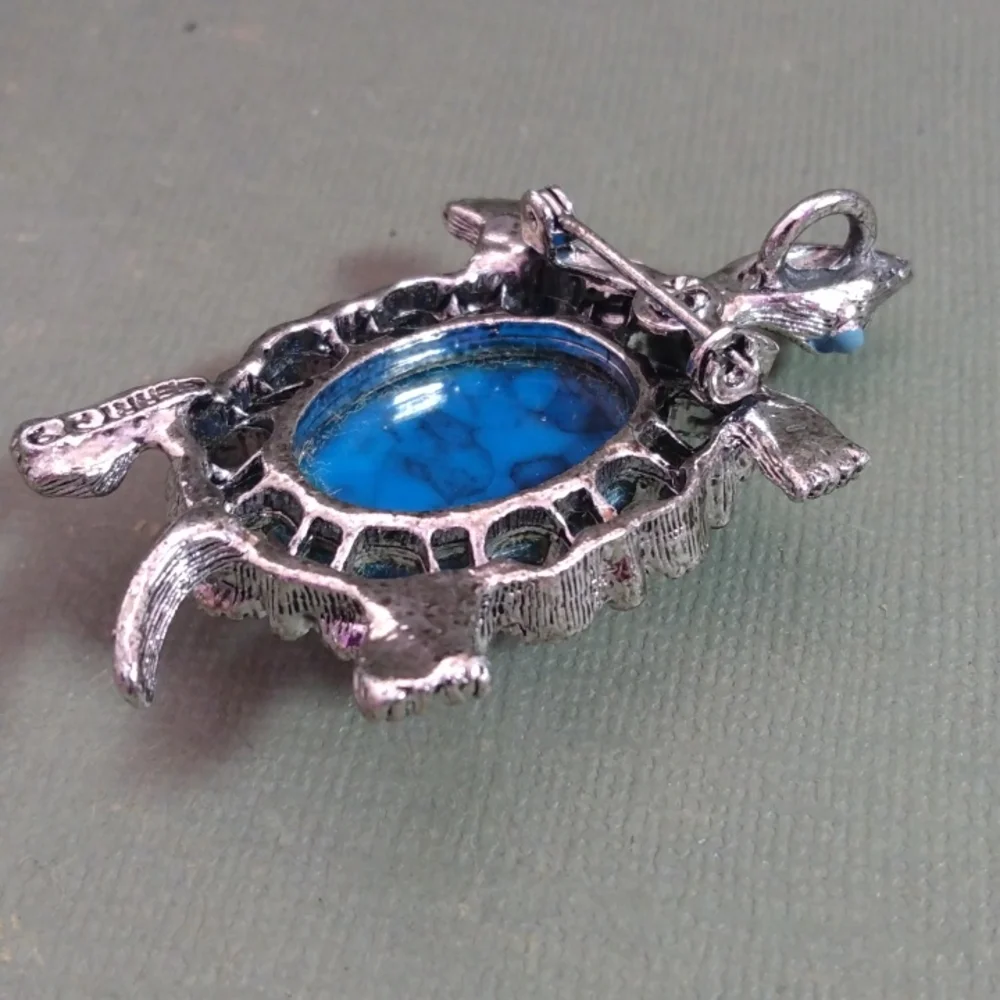 Vintage Signed Gerry's Turtle Pin/Pendant